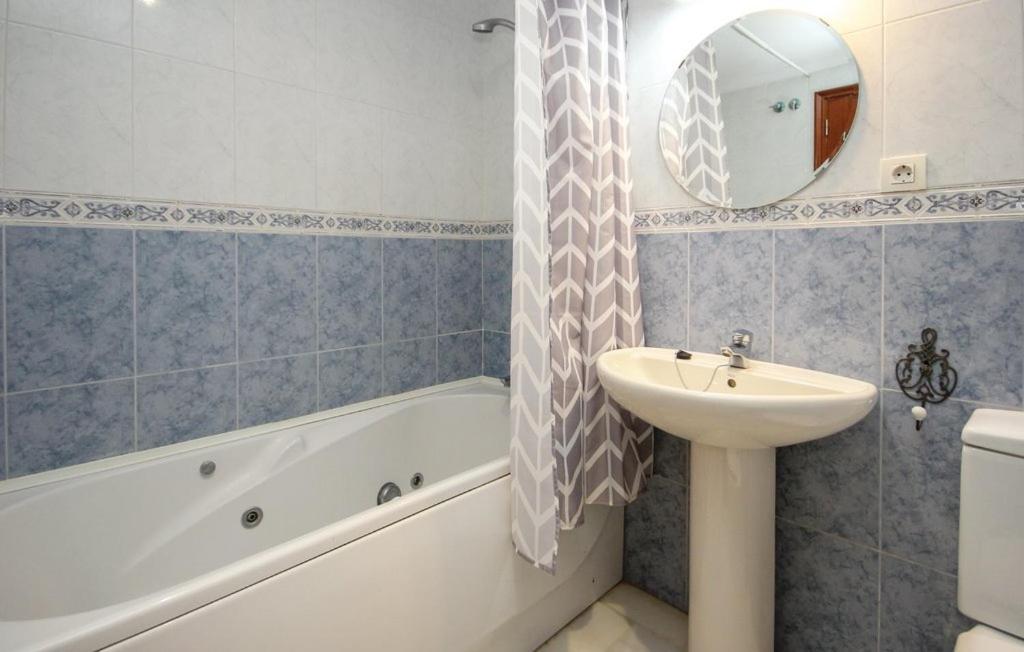 Penthouse On The Beachfront Estepona Exterior foto