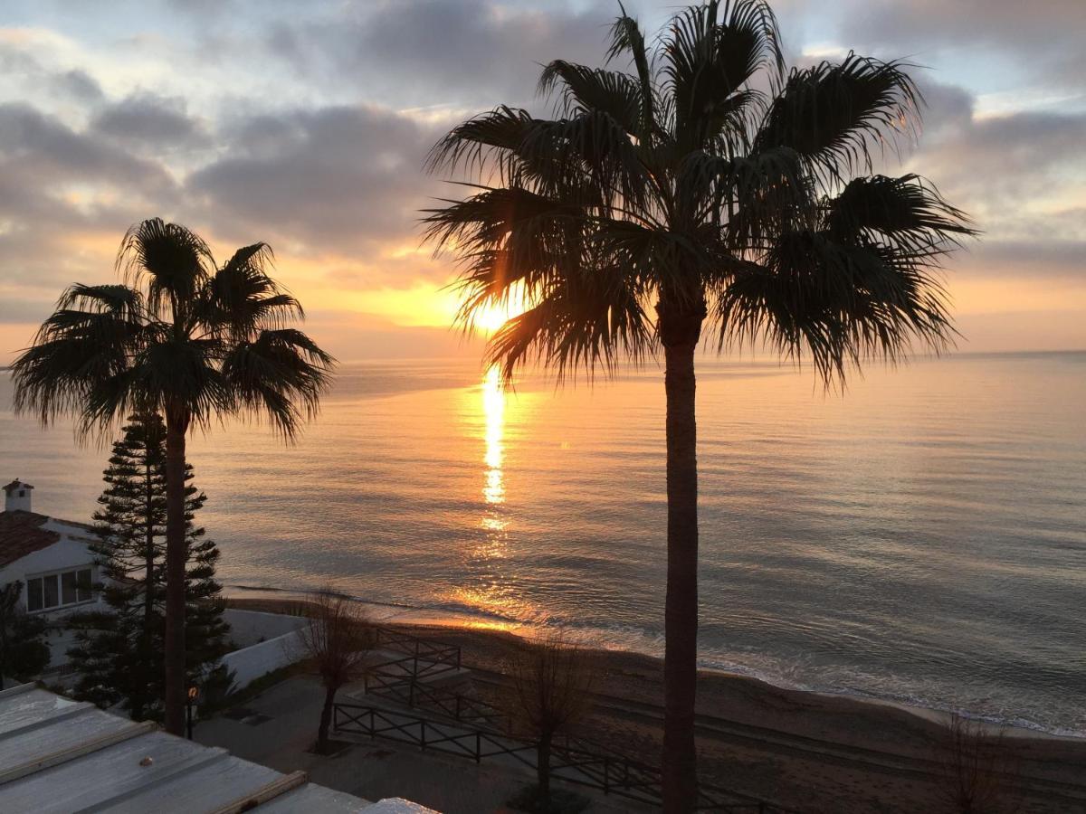 Penthouse On The Beachfront Estepona Exterior foto